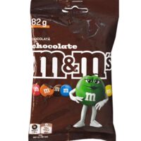 Bomboane de ciocolata cu lapte si glazura crocanta si colorata M&M's, 82 g