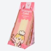 Prajitura Tokimeki Triangle Sponge Cake Strawberry Flavour 90 g